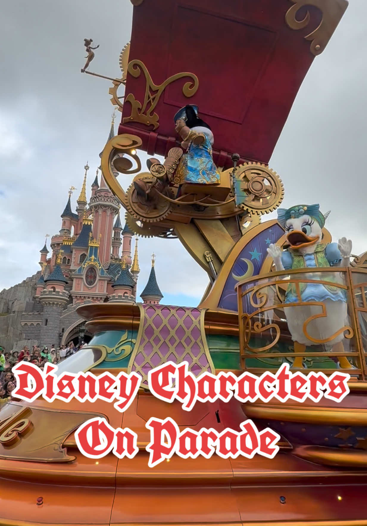 Disneyland Paris parade TikTok